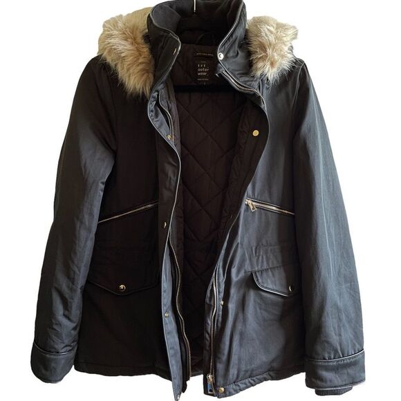 Zara ~ trf outerwear ~ Women’s Black Puffer Jacket ~ Fur Trimmed Hood ~ size Sm - Picture 2 of 16